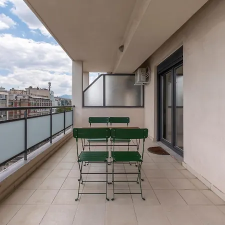 Kosmos Service Center 5 With Additional Cost Parking Apartment